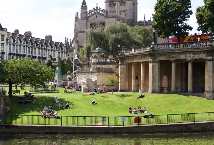 Parade Gardens with a glimpse of Bath Abbey, Visit Bath